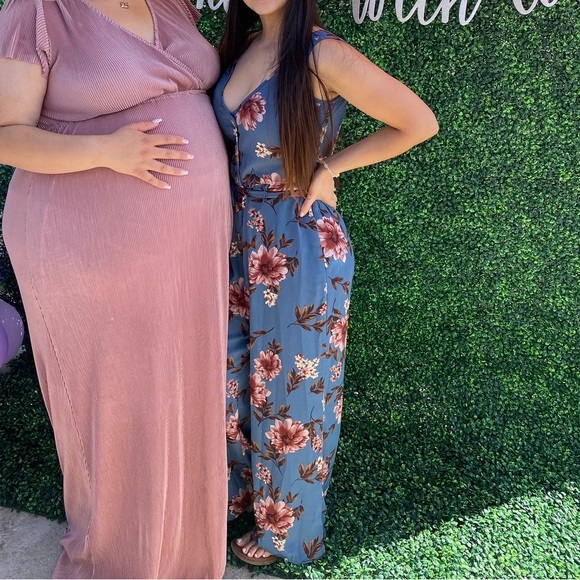 Navy Blue Floral Romper - Picture 3 of 8